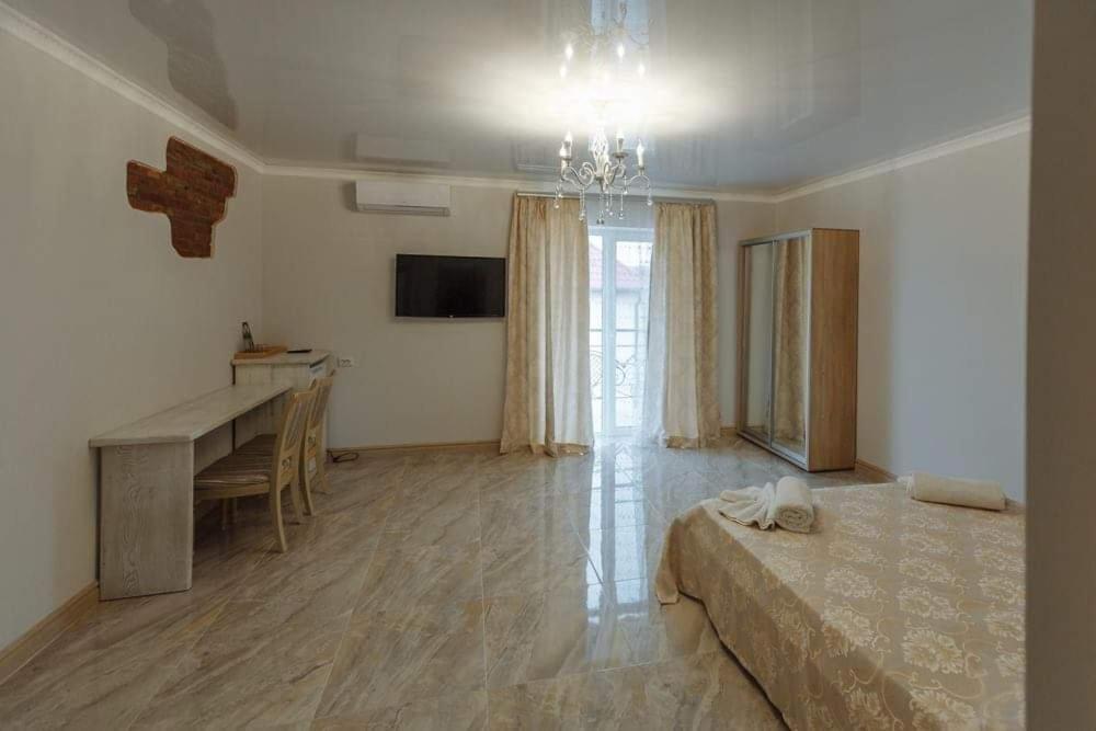 Hotel Бутик 2017 Bilhorod-Dnistrovsʼkyy Esterno foto